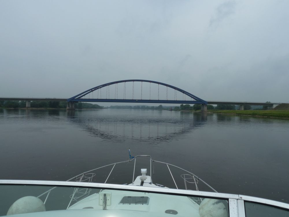 Die Elb-Brücke bei Dömitz